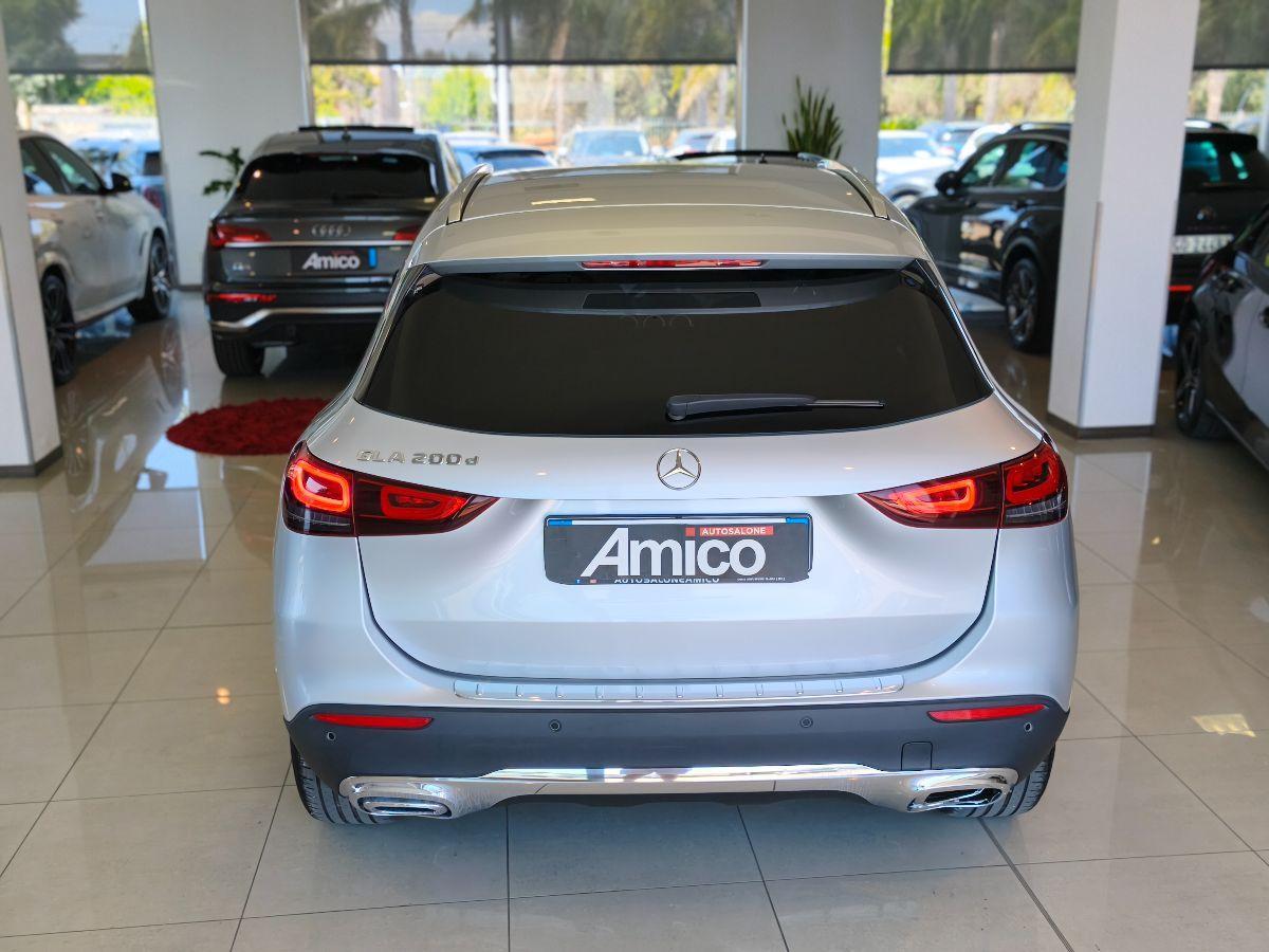 MERCEDES Classe GLA 200 d Automatic Sport Plus Luci/Led/Cokpit