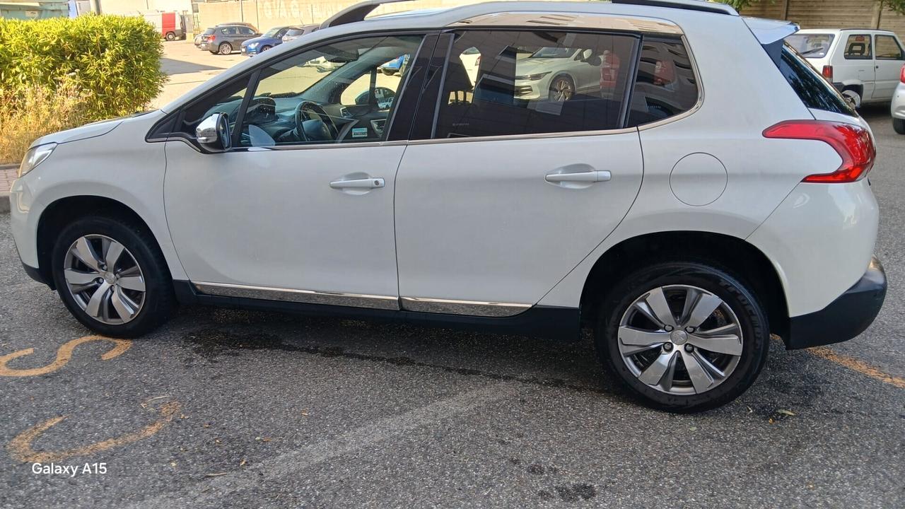 Peugeot 2008 1.2 VTi 82CV Allure