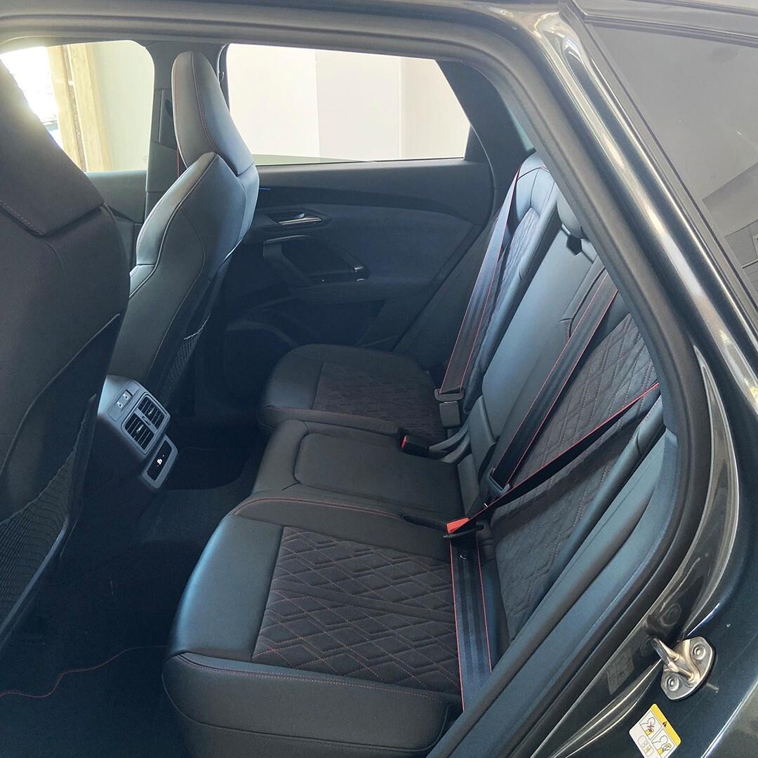 Audi Q5 TDi 150 kW mHEV+ S tronic quattro line edition