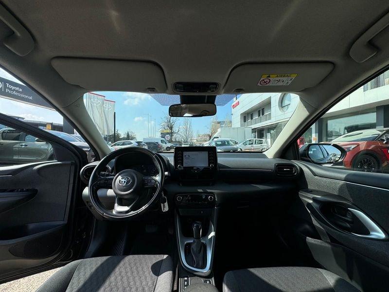 Toyota Yaris Hybrid Active MY22