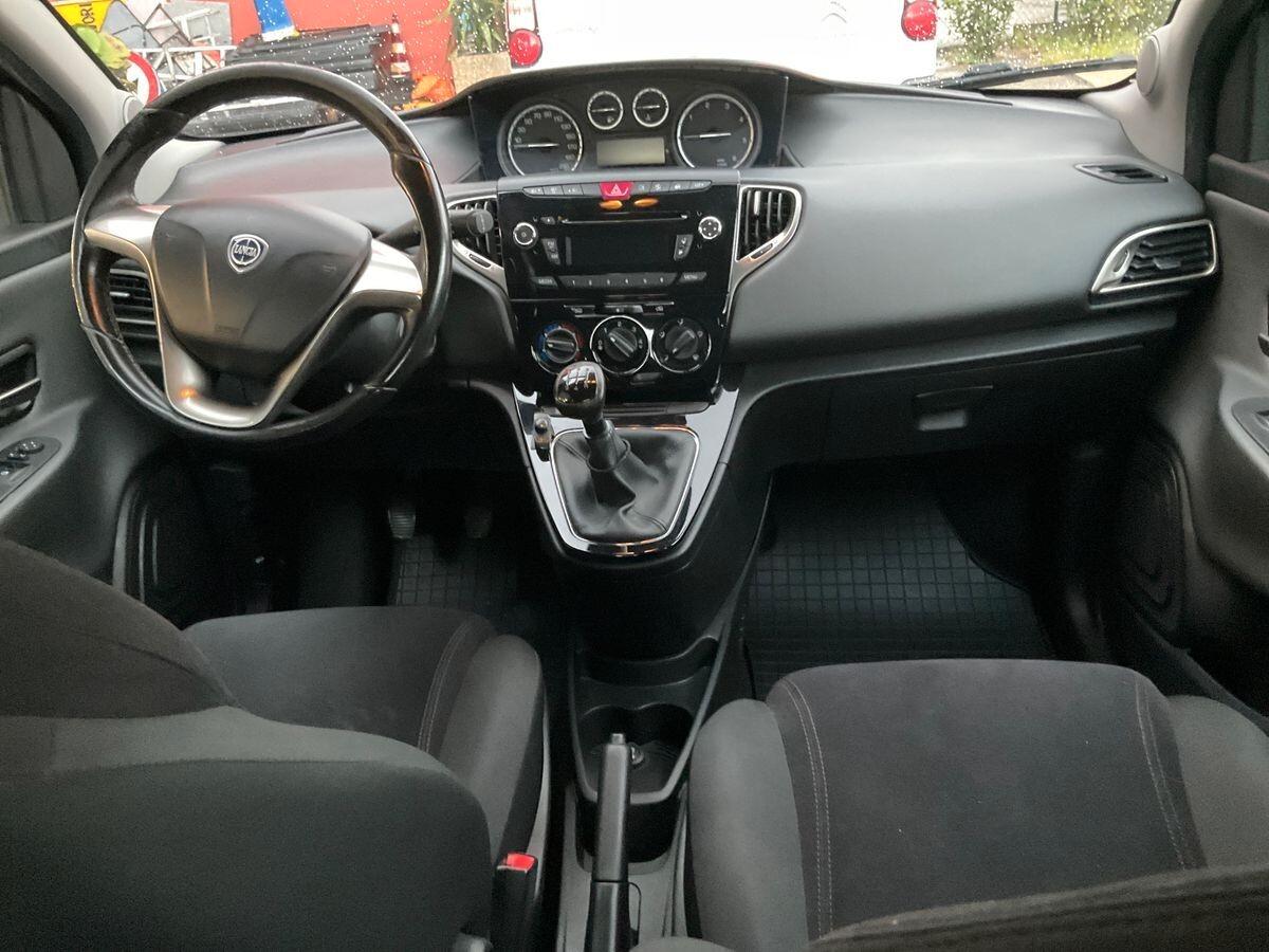 Lancia Ypsilon 1.3 MJT 16V 95 CV 5 porte S&S Gold