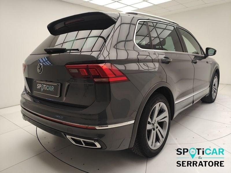 Volkswagen Tiguan II 2.0 tdi R-Line 150cv dsg