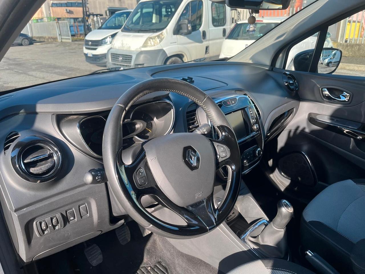 Renault Captur 1.5 dCi 8V 90 CV