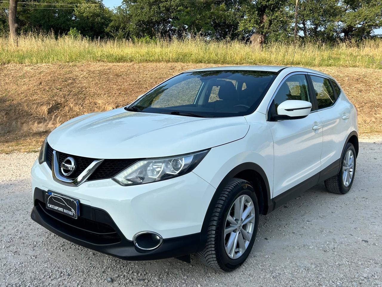 Nissan Qashqai 1.5 dCi N-Vision neopatentati permute