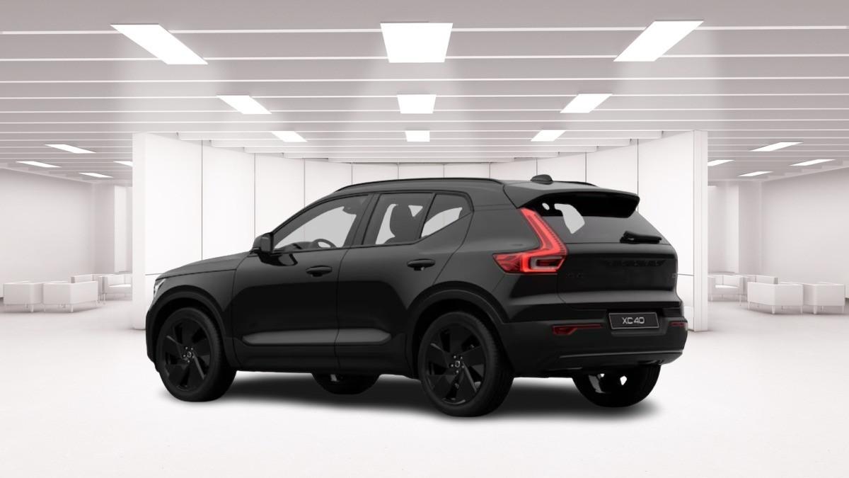 VOLVO Xc40 B3 Mild Hybrid Automatico Plus Black Edition