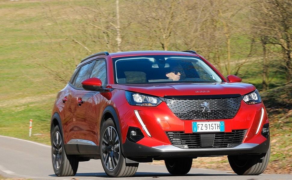 Peugeot 2008 PEUGEOT 2008 PureTech 130 EAT8 Allure S/S Cross over 5-door (Euro 6E)