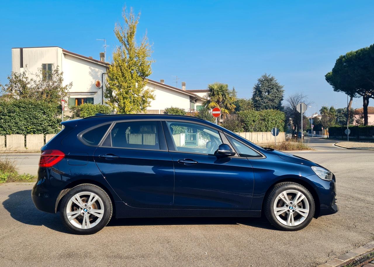 Bmw 216d Active Tourer Advantage Full LED