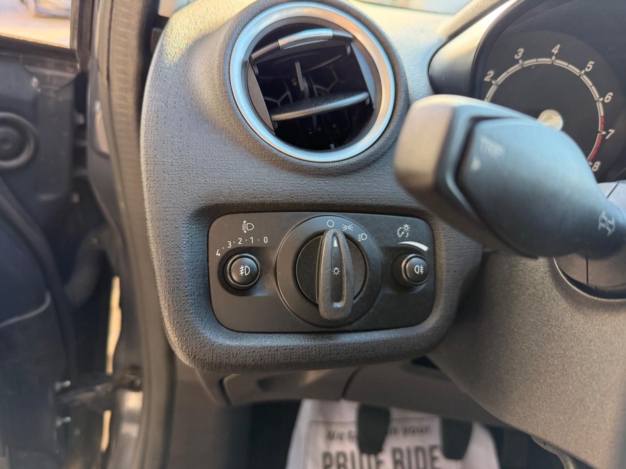 Ford Fiesta 1.4 GPL Neopatentati