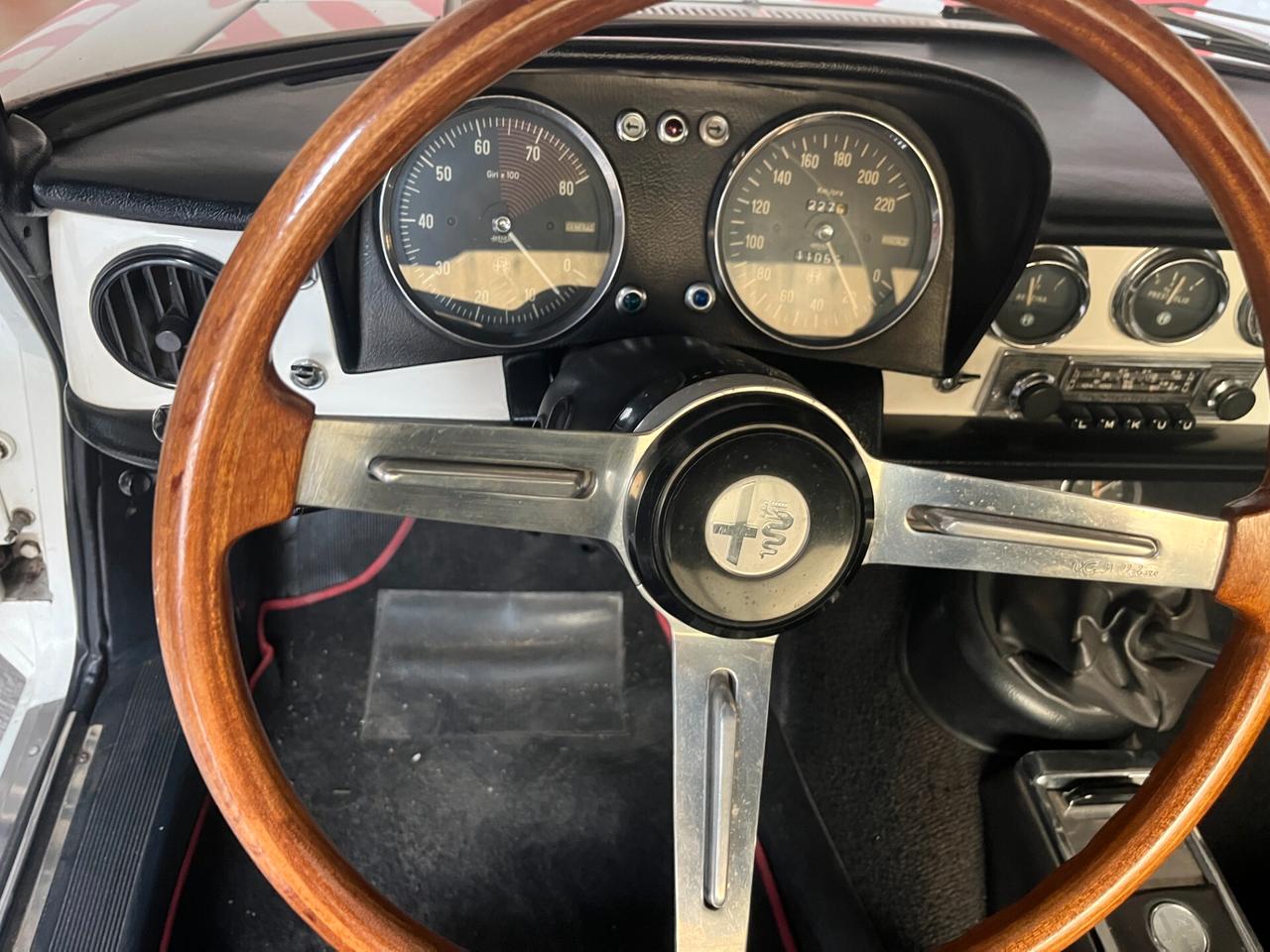 Alfa Romeo Spider 1750 Osso di seppia