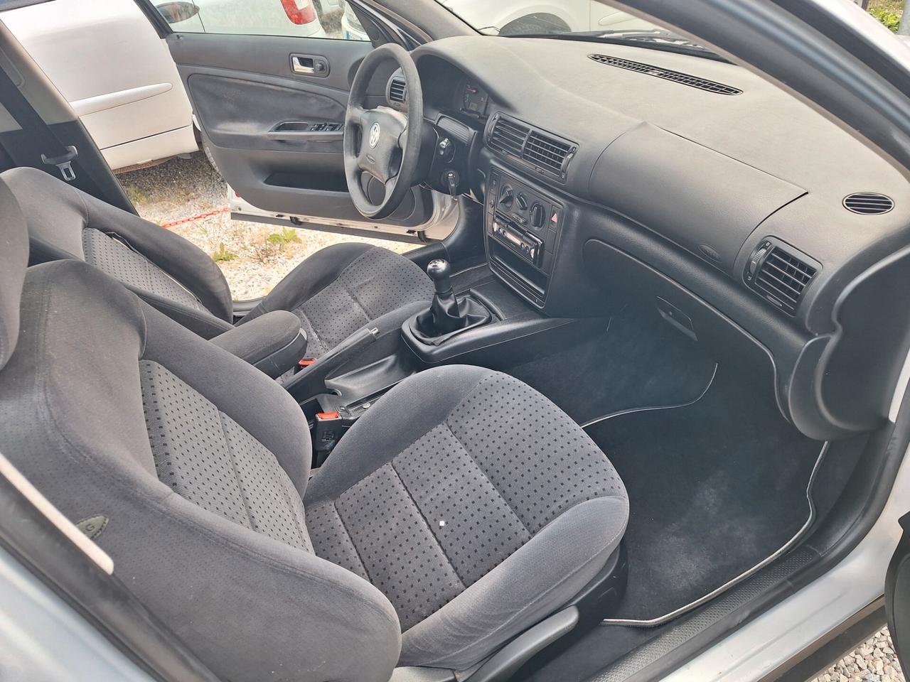 VOLKSWAGEN PASSAT BERLINA 1.9 TDI 116 CV – MOTORE COMPLETAMENTE RIFATTO OCCASIONE