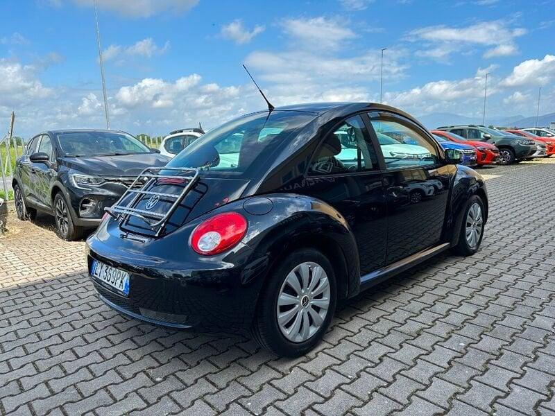 Volkswagen New Beetle 1.6