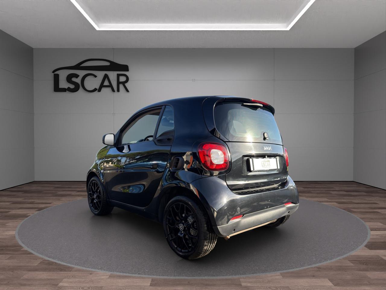 Smart fortwo coupe Fortwo 0.9 t Passion 90cv - Unipro - Promo Finanziamento - Unipro - Schermo - Retrocamera - Tetto - Cerchi 16"