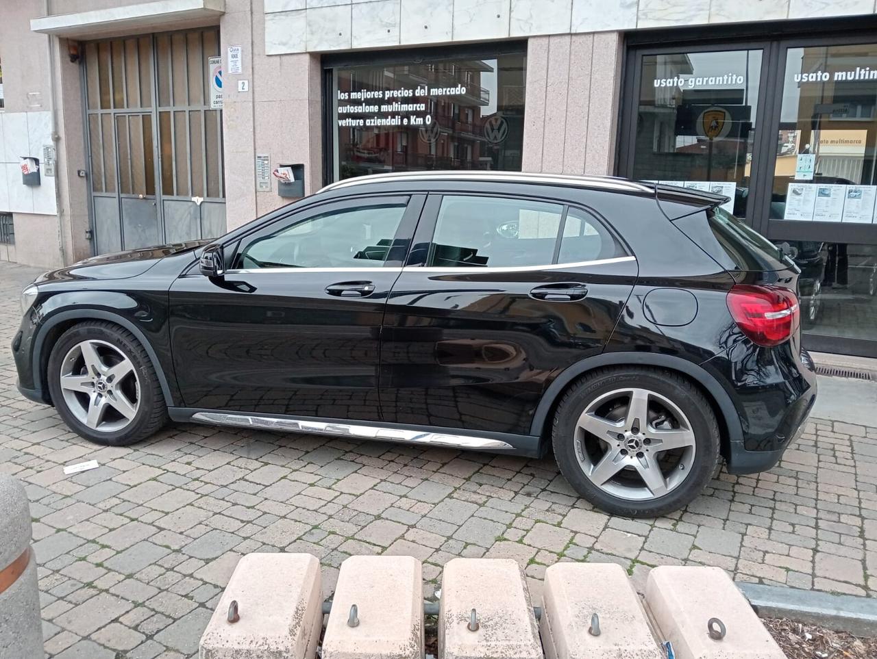 Mercedes-benz GLA 180 AMG LINE 122 CV AT