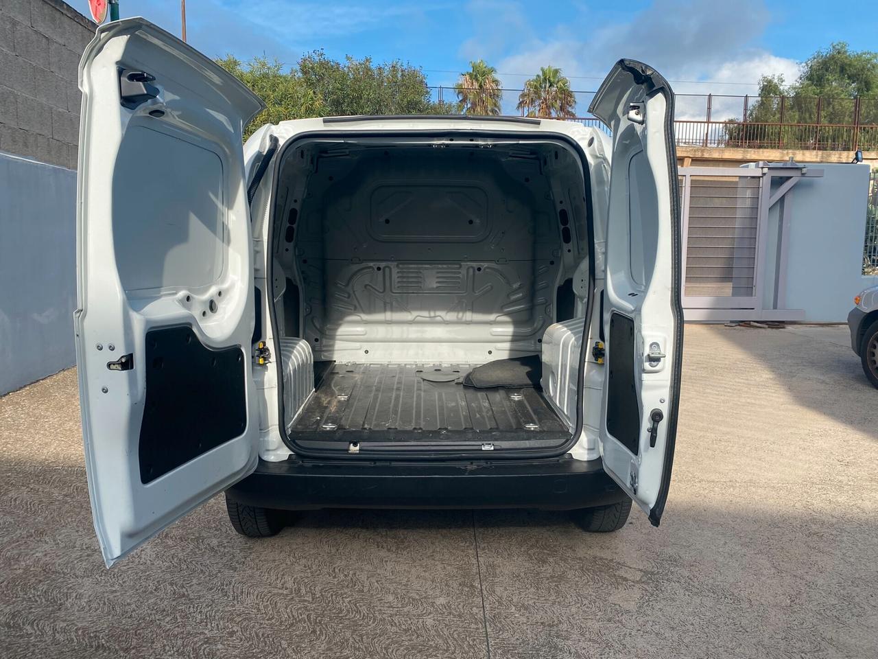 Fiat Fiorino 1.3 MJT 80CV Cargo | 2018