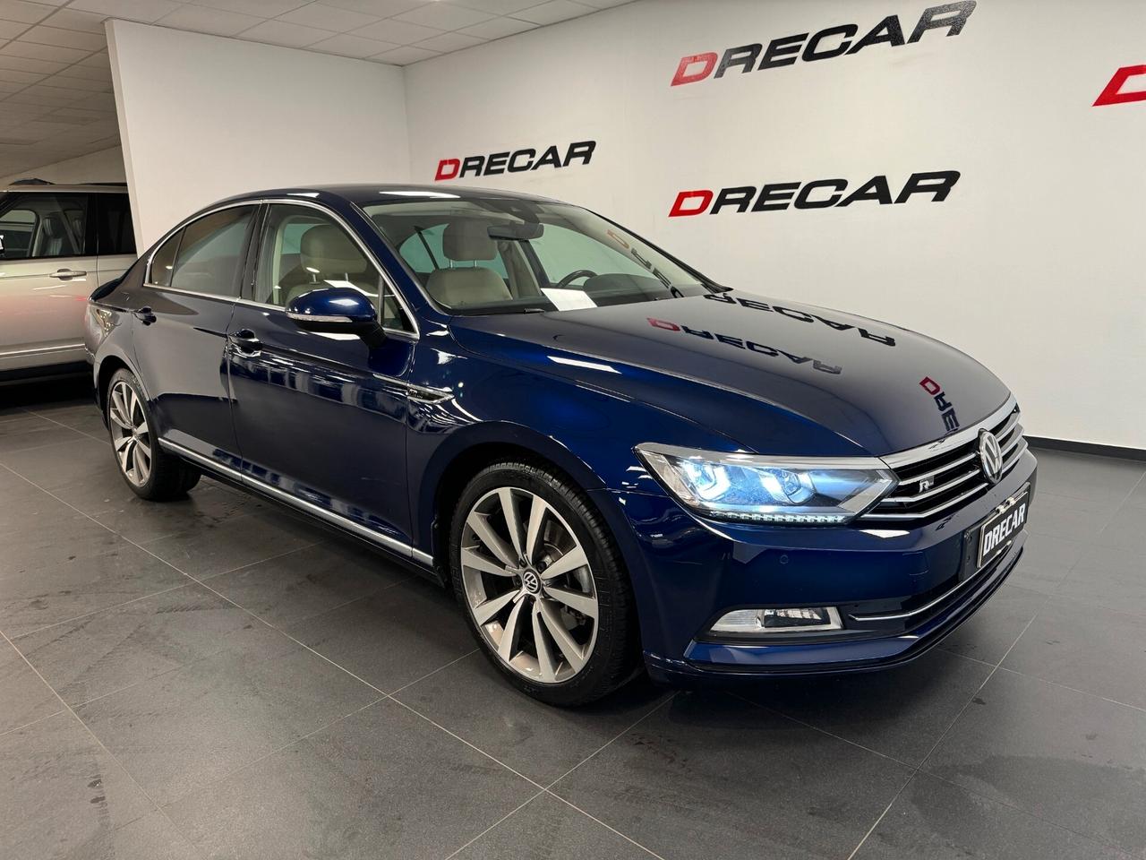 Volkswagen Passat 1.6 TDI SCR DSG Business CERCHI 19" UNIPROP.