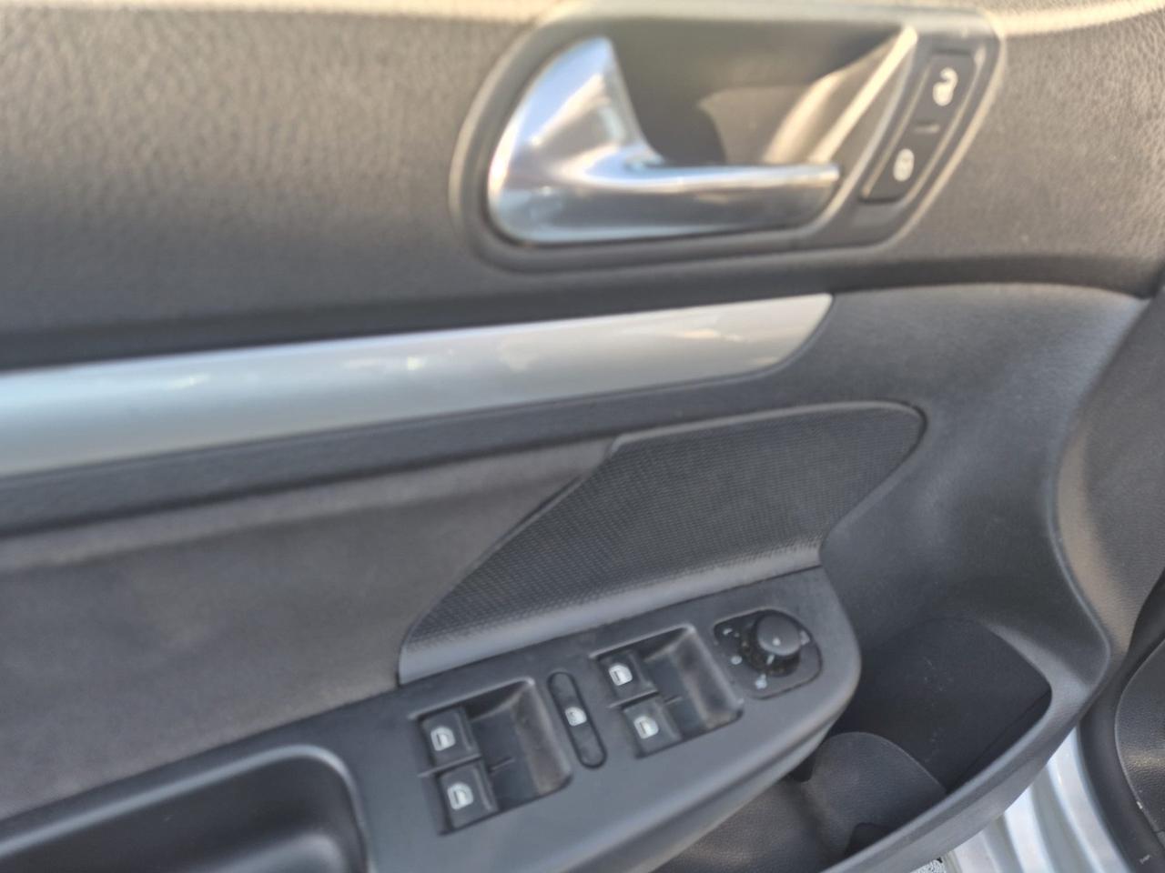 Volkswagen Golf 1.6 5p. Comfortline BiFuel G