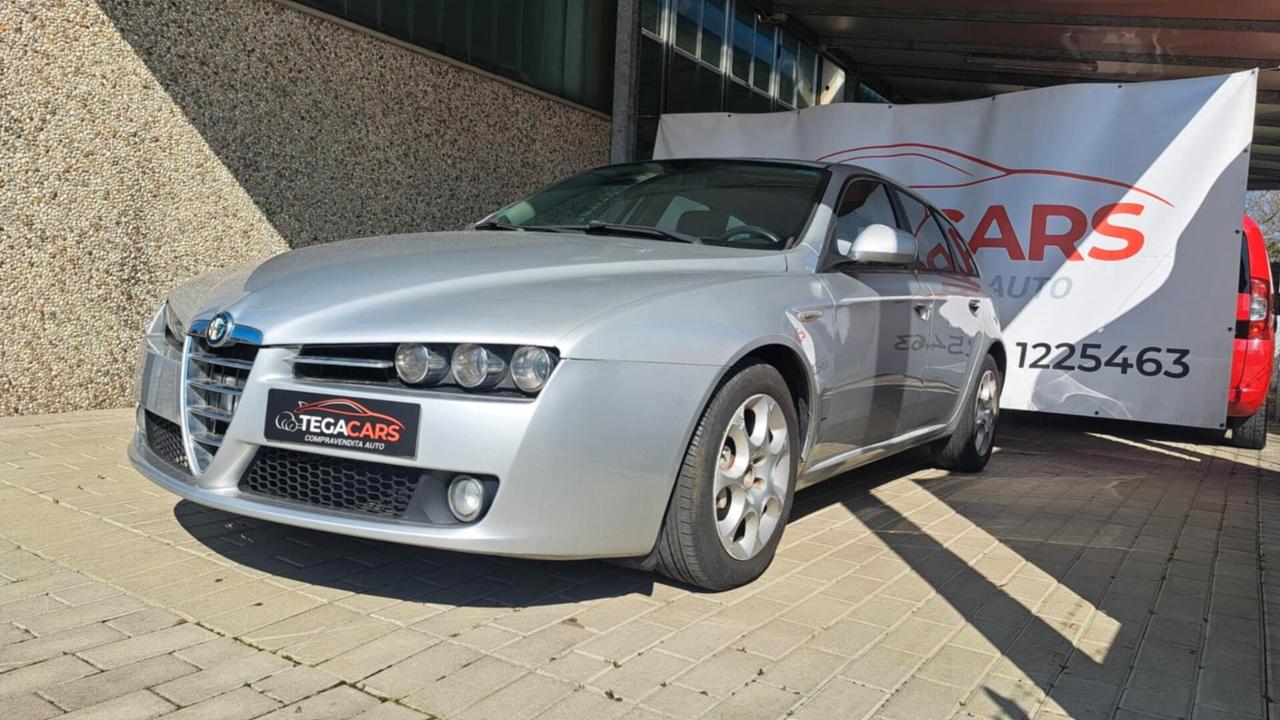 Alfa Romeo 159 1.9 JTDm Sportwagon