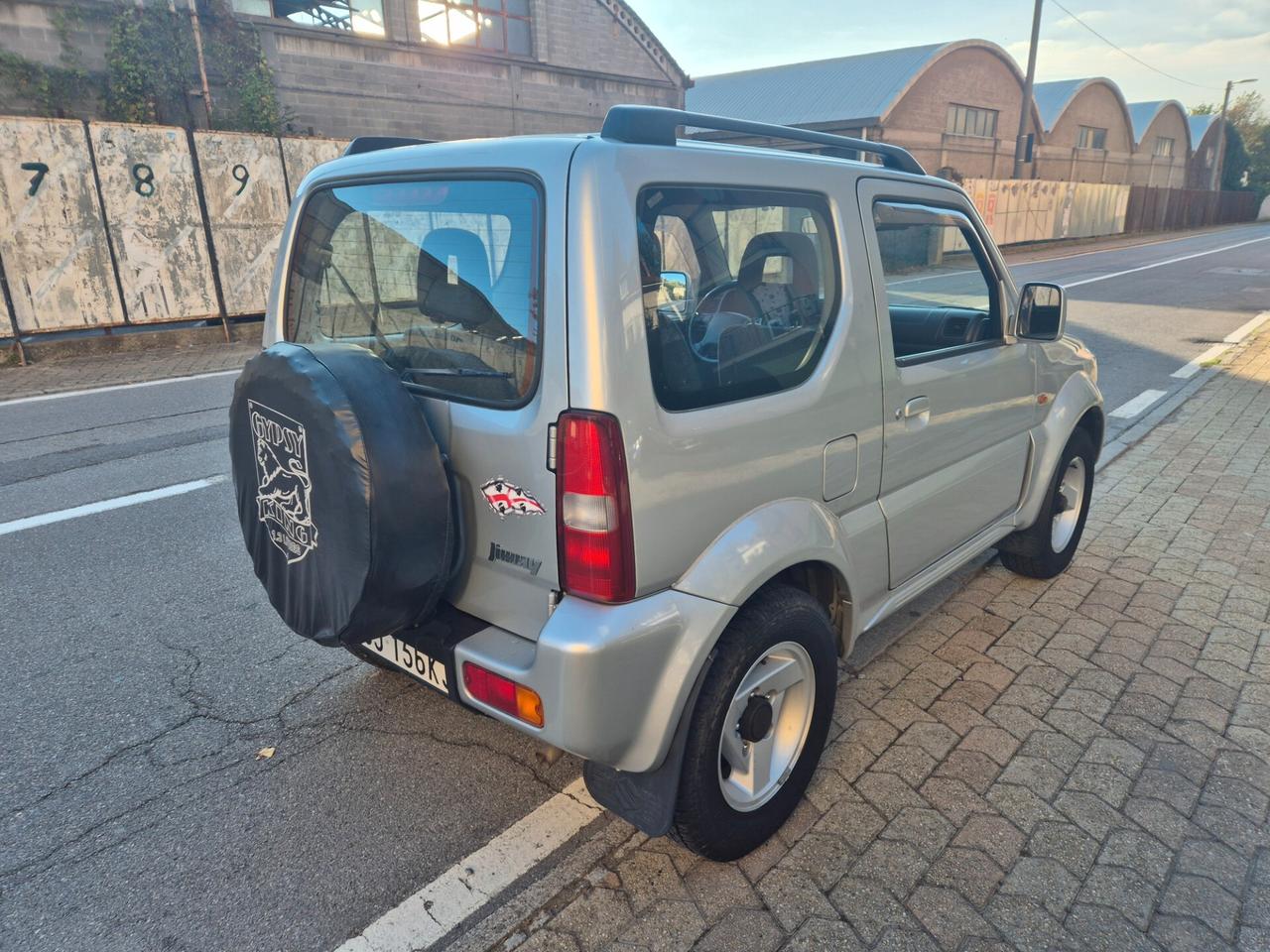 Suzuki Jimny 1.3i 16V cat 4WD JLX