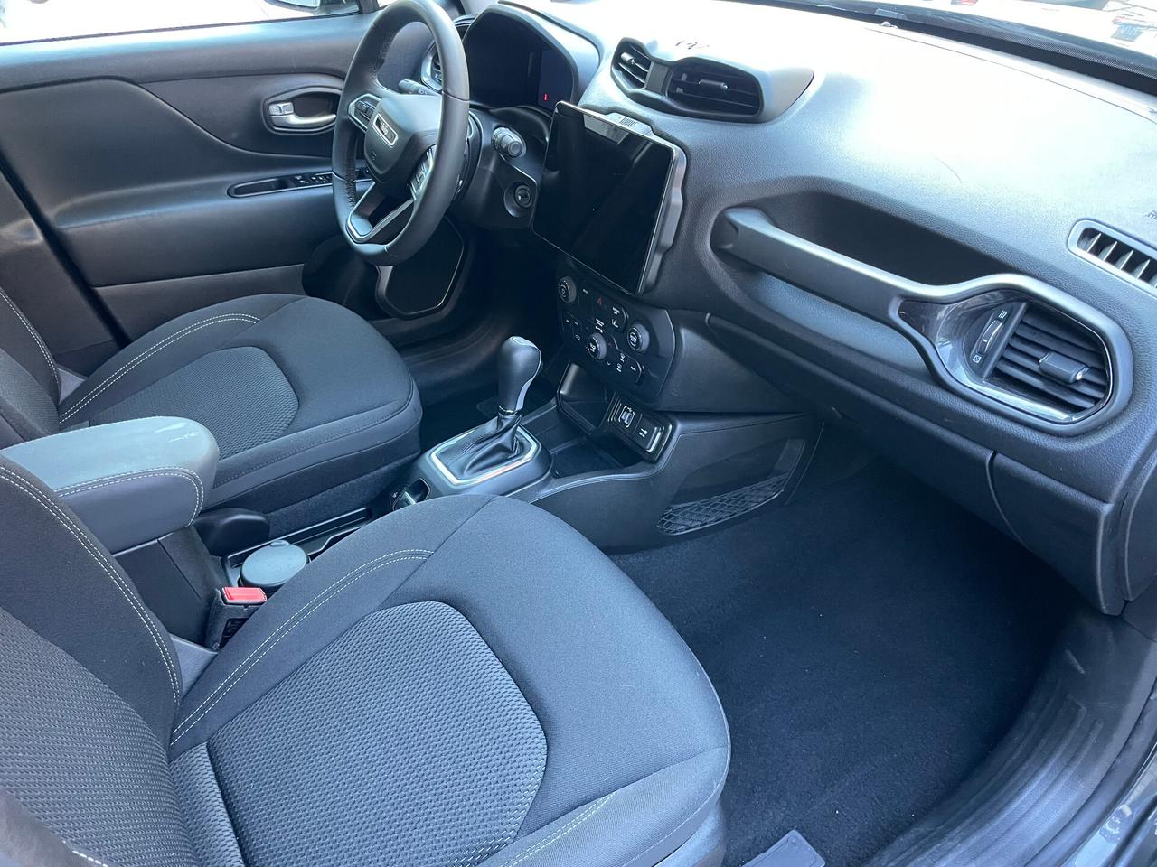 Jeep Renegade 1.5 Turbo T4 MHEV Limited restilyng
