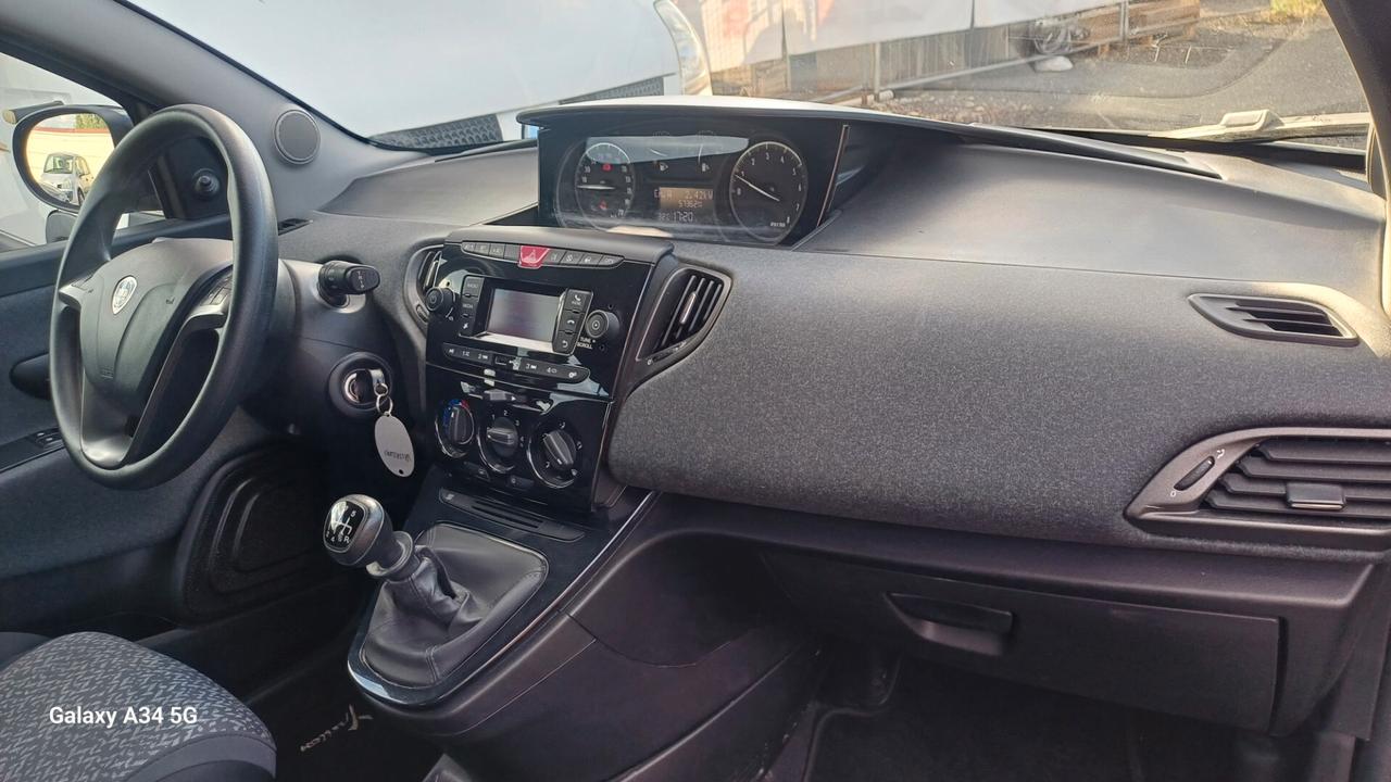 Lancia Ypsilon FireFly 5 porte S&S Hybrid UnYca