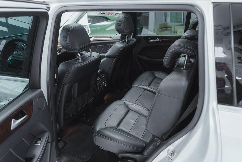 Mercedes-Benz GLE MERCEDES- BENZ GL 350d *7 POSTI* *AMG LINE*