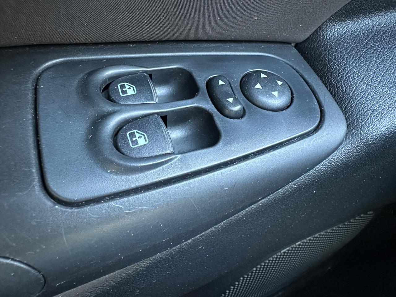Lancia Ypsilon 1.2 BENZINA NEOPATENTATI - 2009
