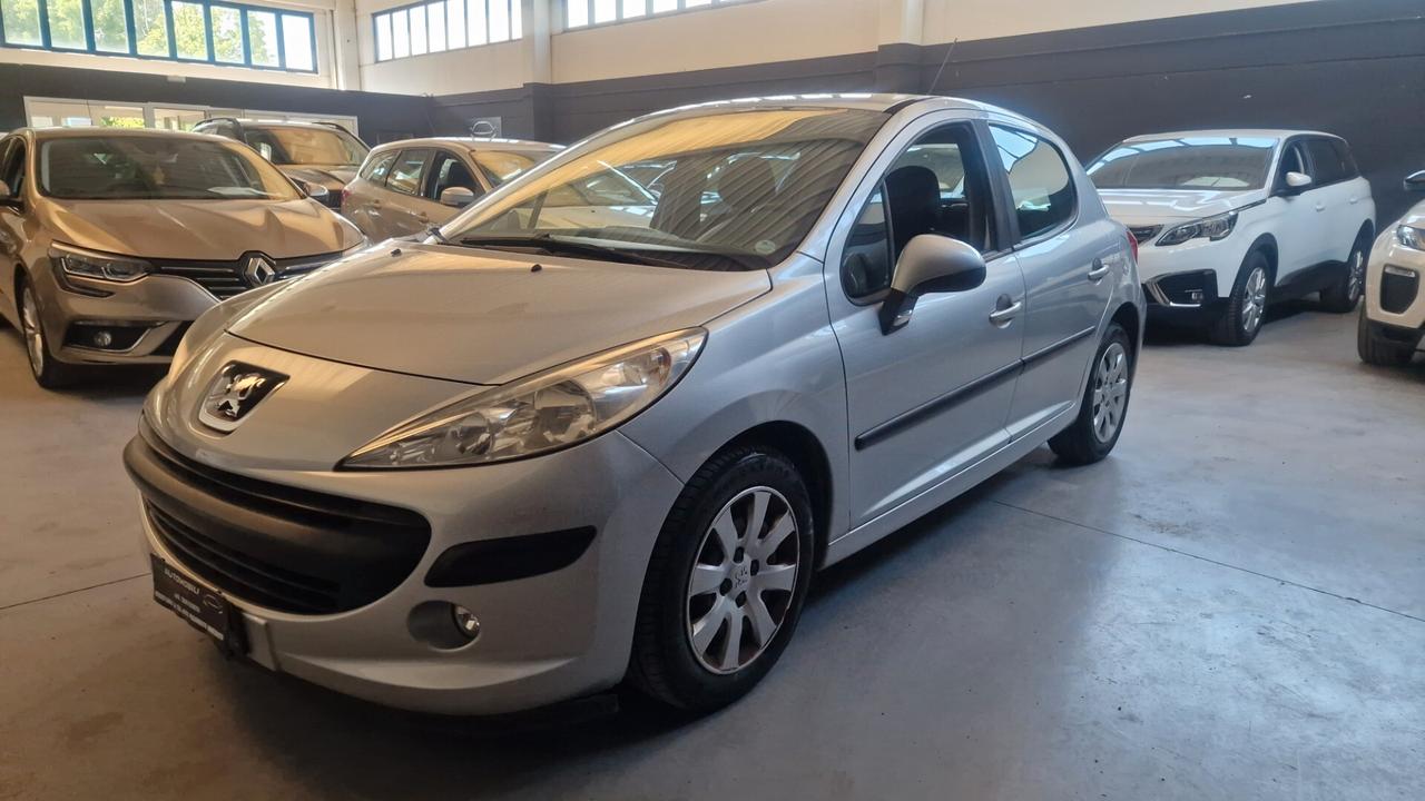 Peugeot 207 1.4 8V 75CV 5p. X Line ECO GPL