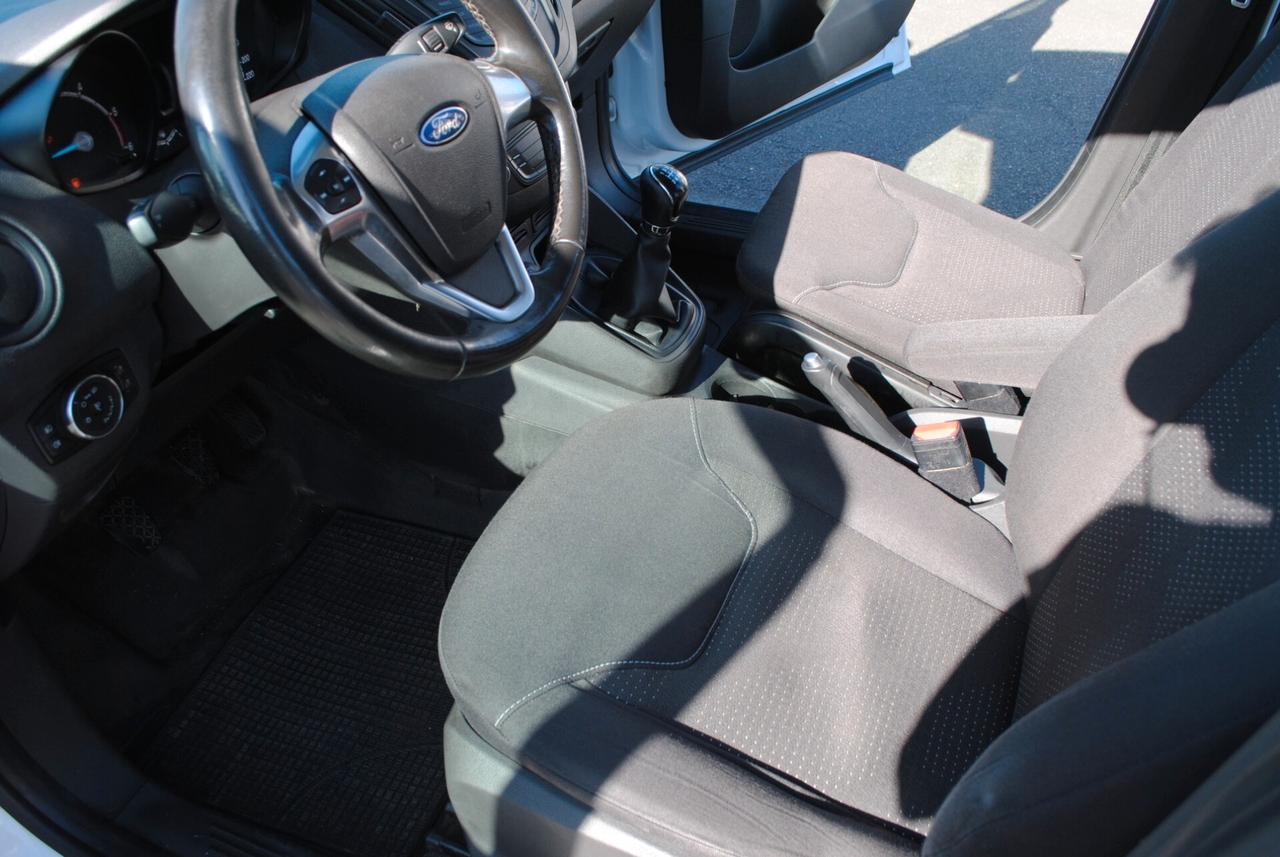 FORD TRANSIT COURIER 1.5 TDCI 75 CV