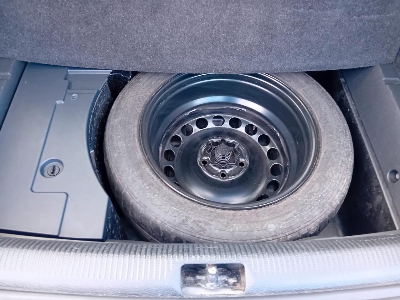 Volkswagen Passat 2.0 TDI DPF Var. Comfortline