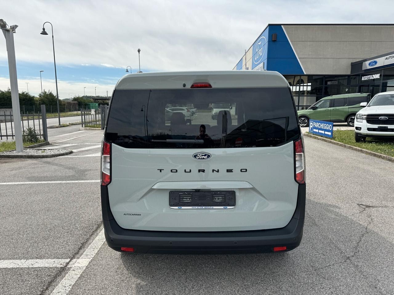 Ford Tourneo Titanium 1.0 EcoBoost 125CV Manuale