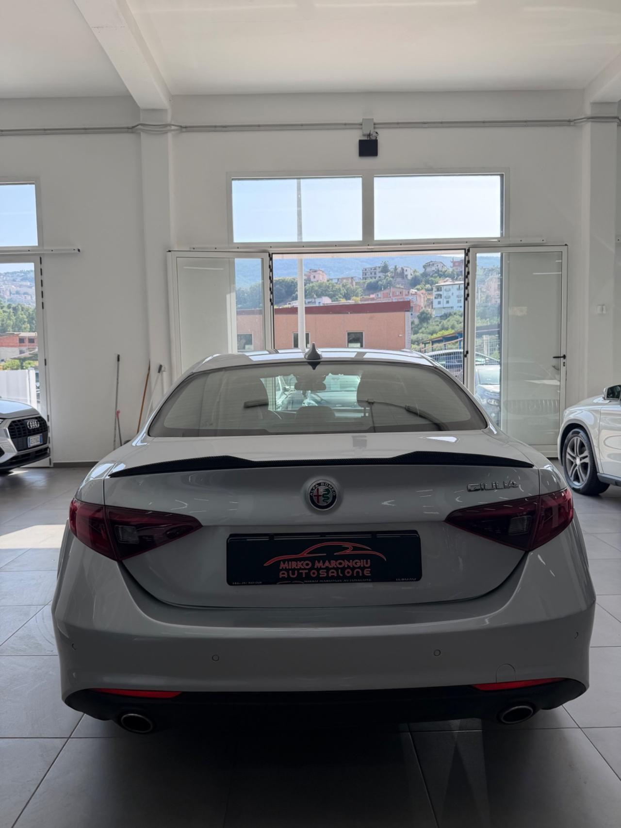 Alfa Romeo Giulia 2.2 160 cv AT8 Super FINANZIABILE