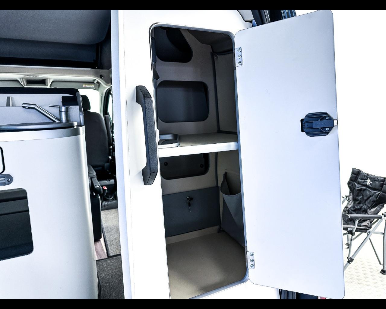 FORD Transit Custom - TRANSIT CUSTOM WESTFALIA NUGGET 320 L1 131 CV