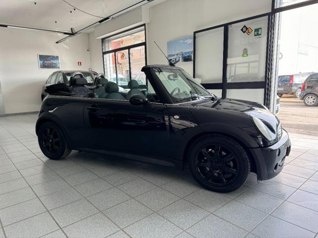 MINI Cabrio - 1.6 16V 90CV GPL Cooper/ SENSORI DI PARCHEGGIO/ RADIO TOUCH MP3- MP4