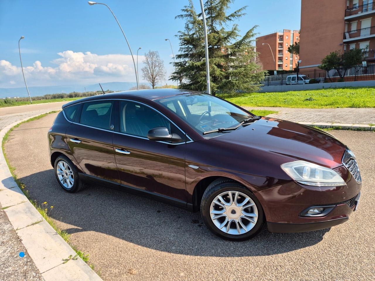 Lancia Delta ecochic 1.4 T-Jet 120 CV gpl anno 2013