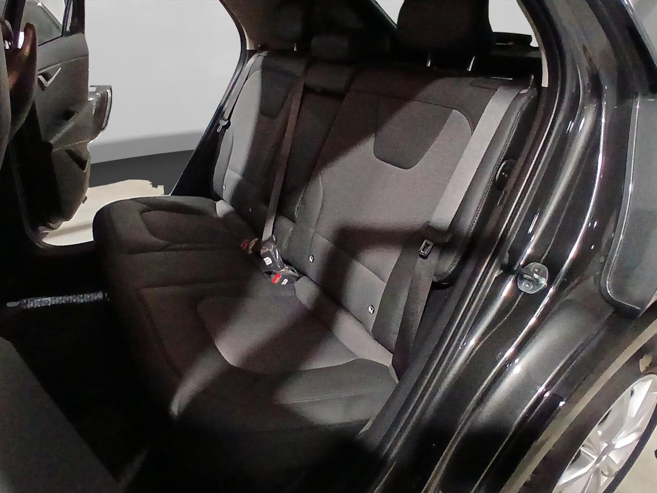 Kia Niro 1.6 GDi DCT HEV Evolution 141CV