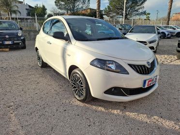 Lancia Ypsilon 1.0 FireFly 5 porte S&S Hybrid Ecochic Gold