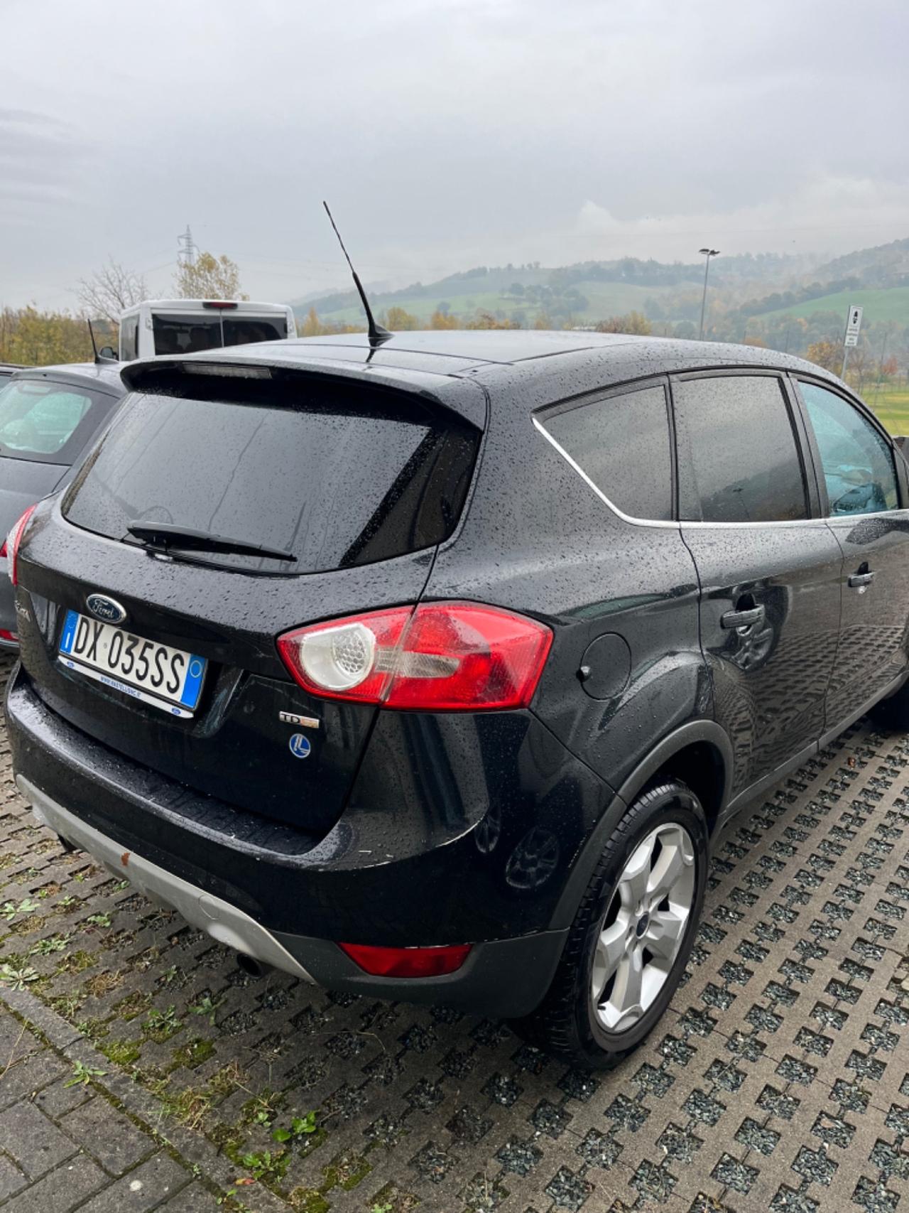 Ford Kuga Kuga+ 2.0 TDCi 136 CV 4WD DPF