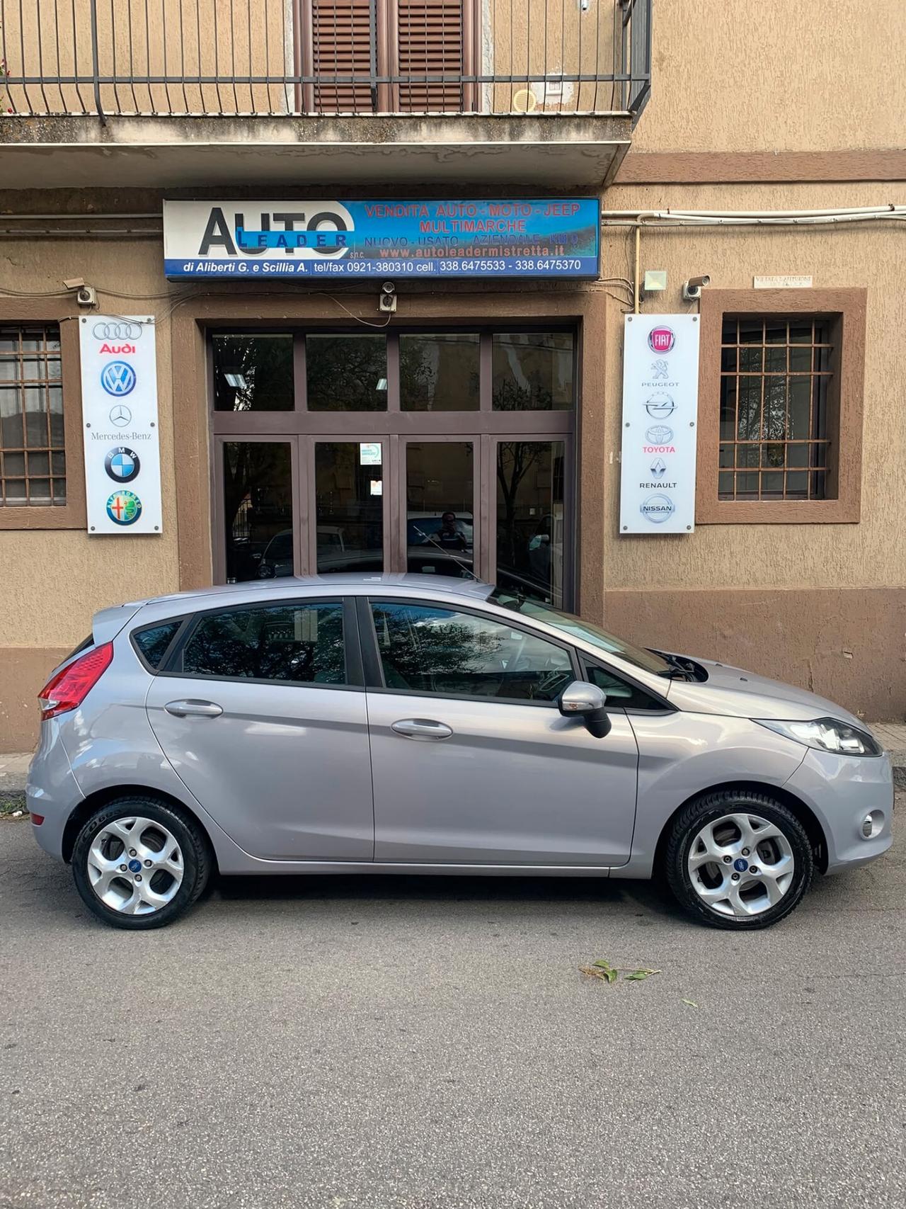 Ford Fiesta Ikon 1.4 TDCi 70CV 5p. Business