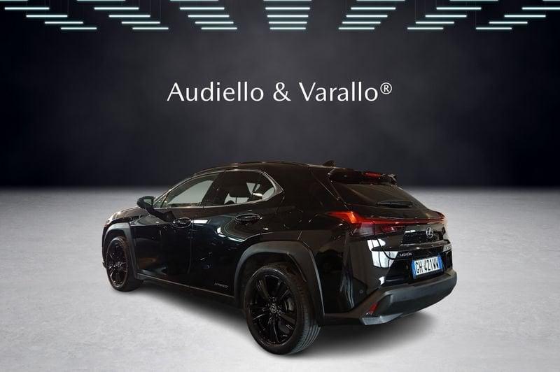 Lexus UX Hybrid 4WD Midnight