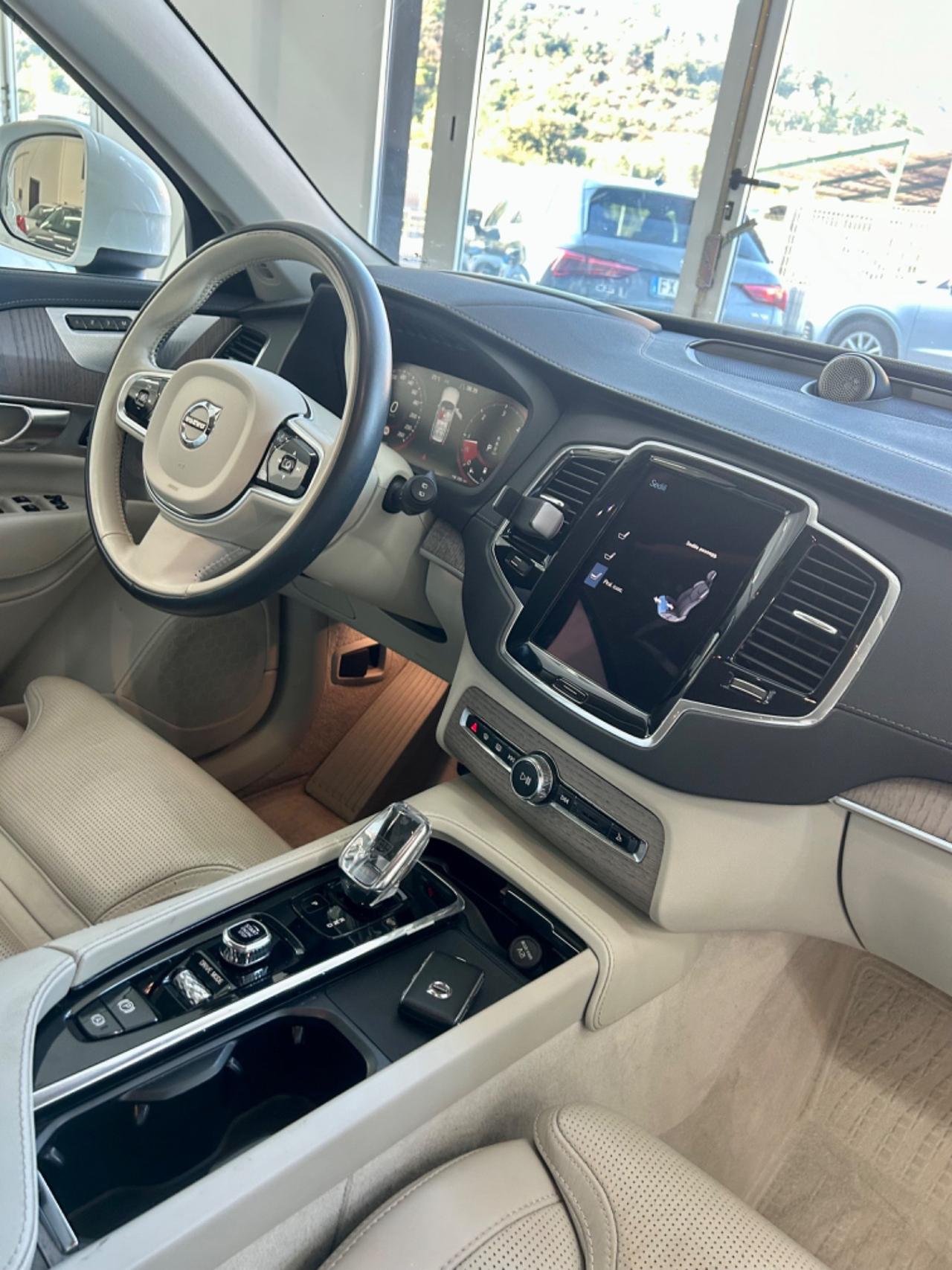 Volvo XC 90 AWD automatico 7 posti R-design FINANZIABILE