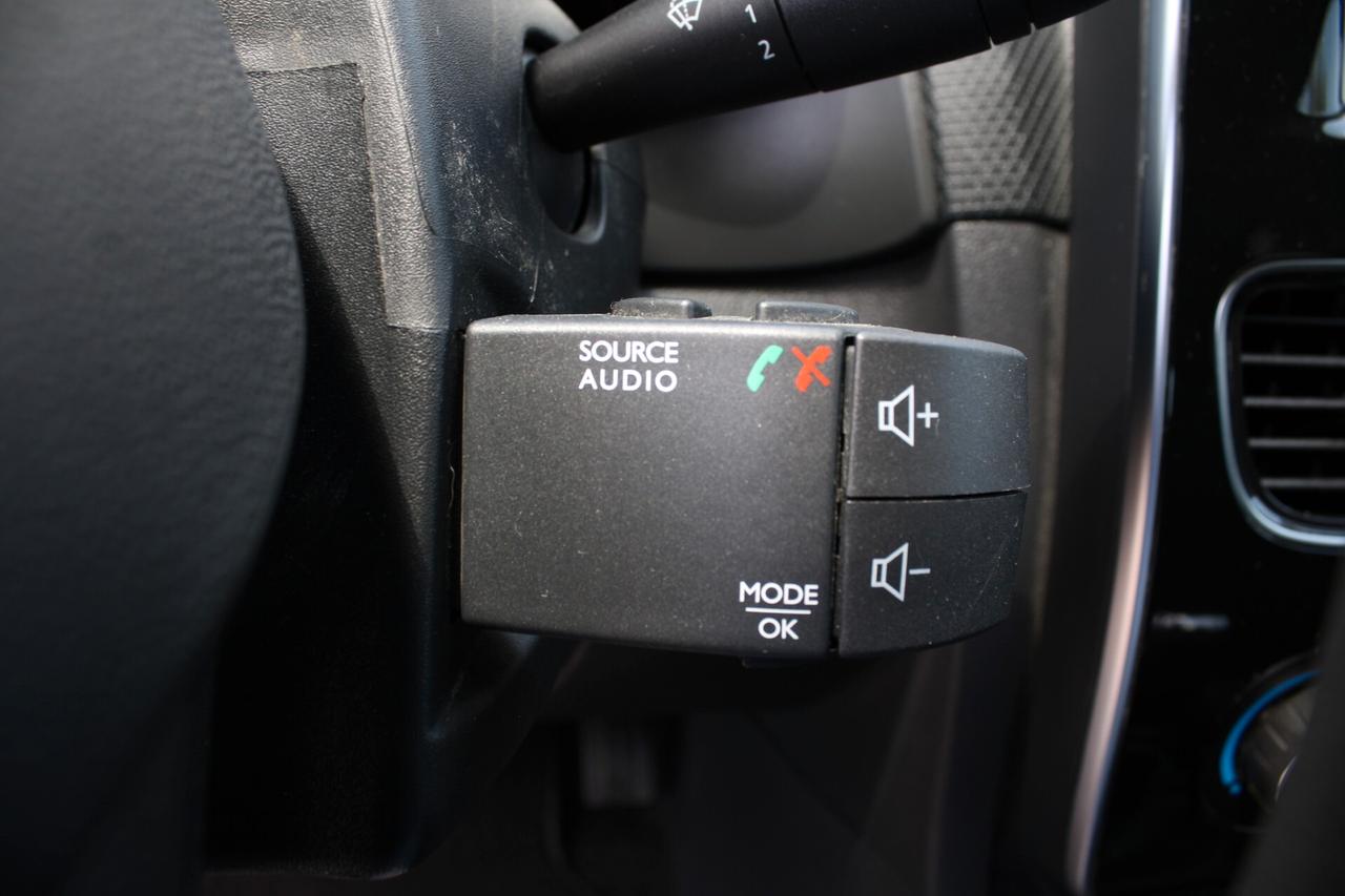 Renault Clio TCe 12V 90 CV 5 porte Duel2