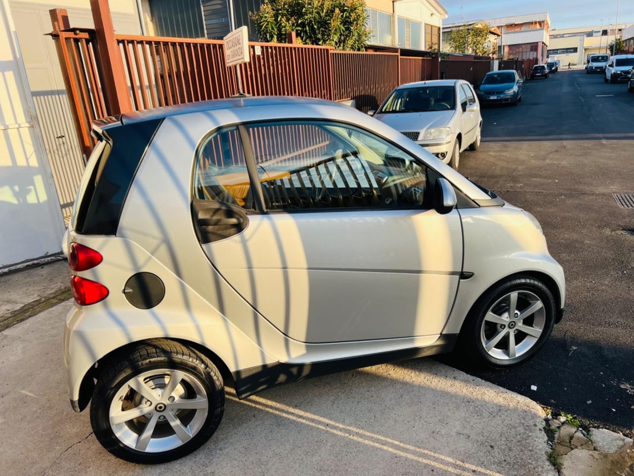 Smart CON GARANZIA 12 MESI COMPRESA NEL PREZZO