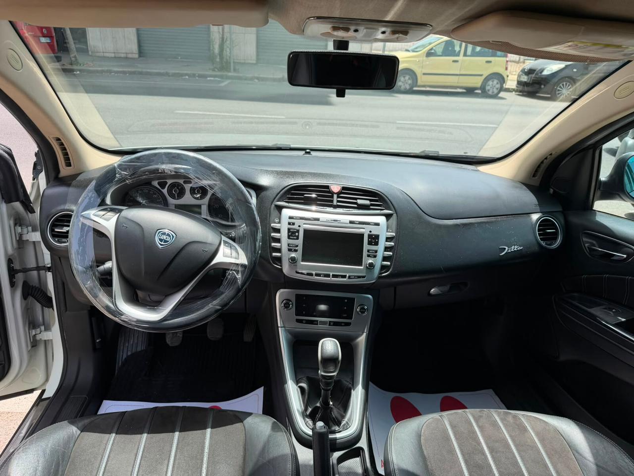 Lancia Delta 1.6 DIESEL MJT DPF Platino - ANNO 2010
