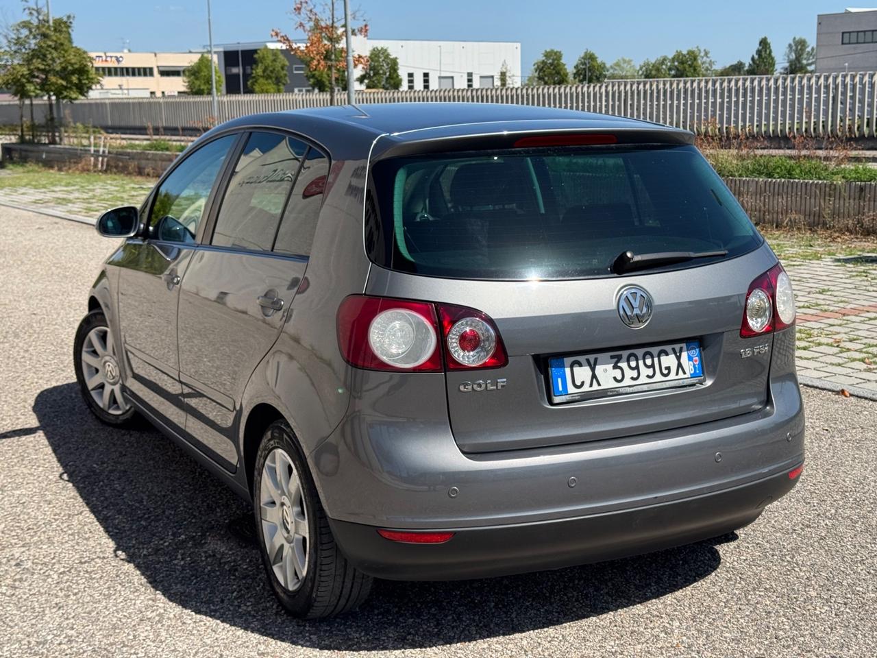Volkswagen Golf 5 Plus 1.6 16V FSI Neopatentati