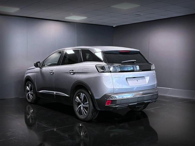 PEUGEOT 3008 Hybrid 225 e-EAT8 Allure