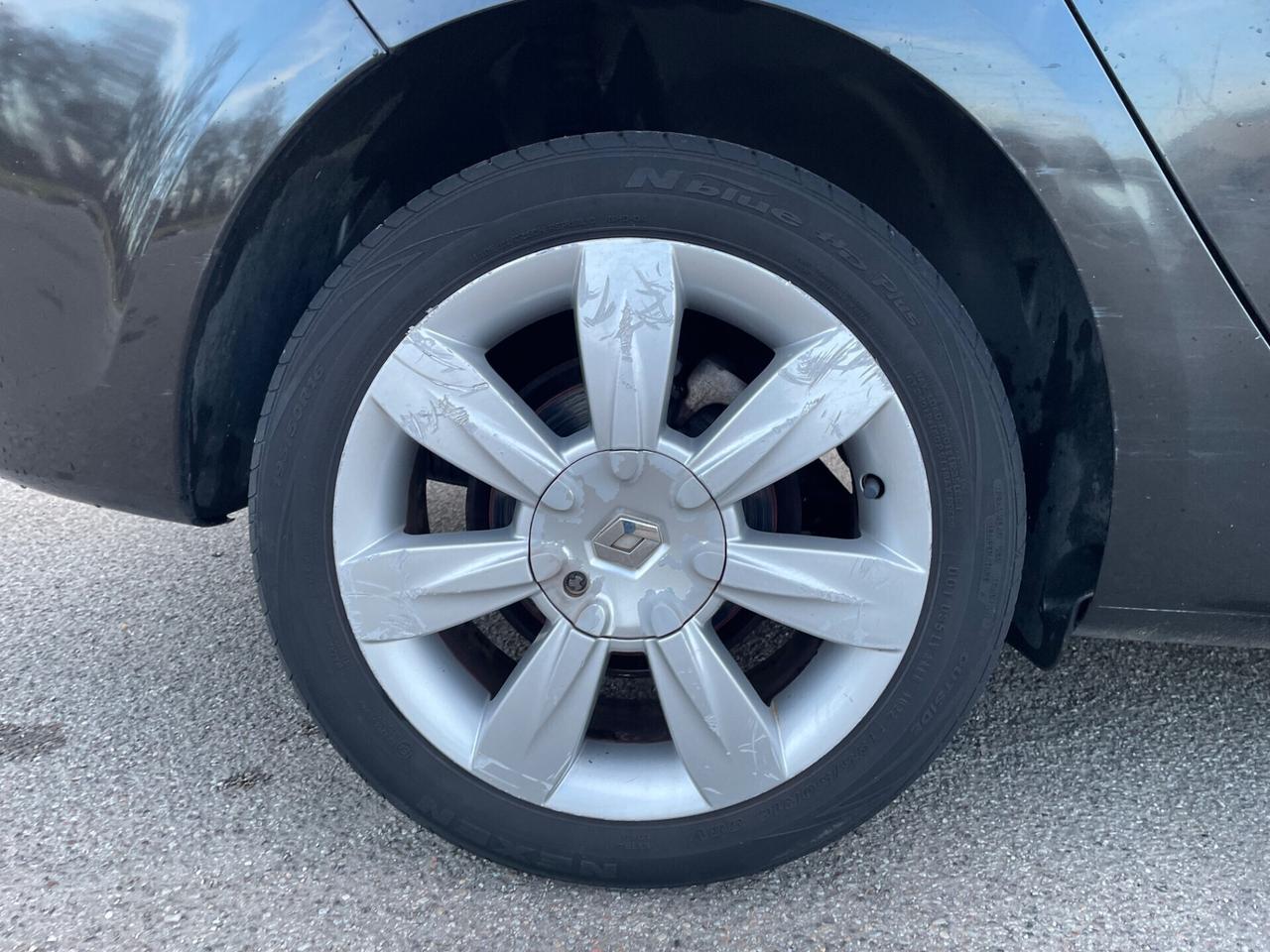 Renault Clio 1.2 16V TCE 100CV SporTour*Neopatentati*Navi*