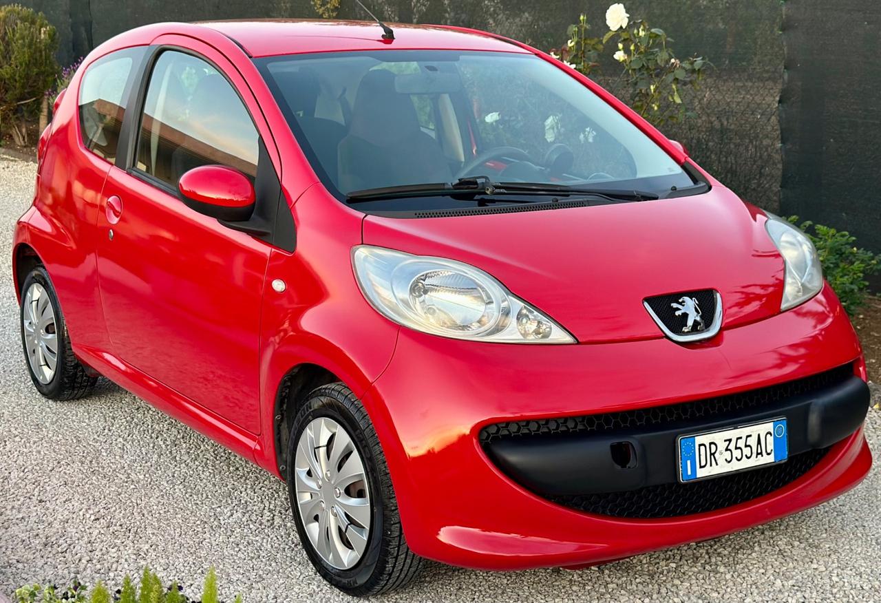 Peugeot 107 1.0 68CV 3p. Sweet Years