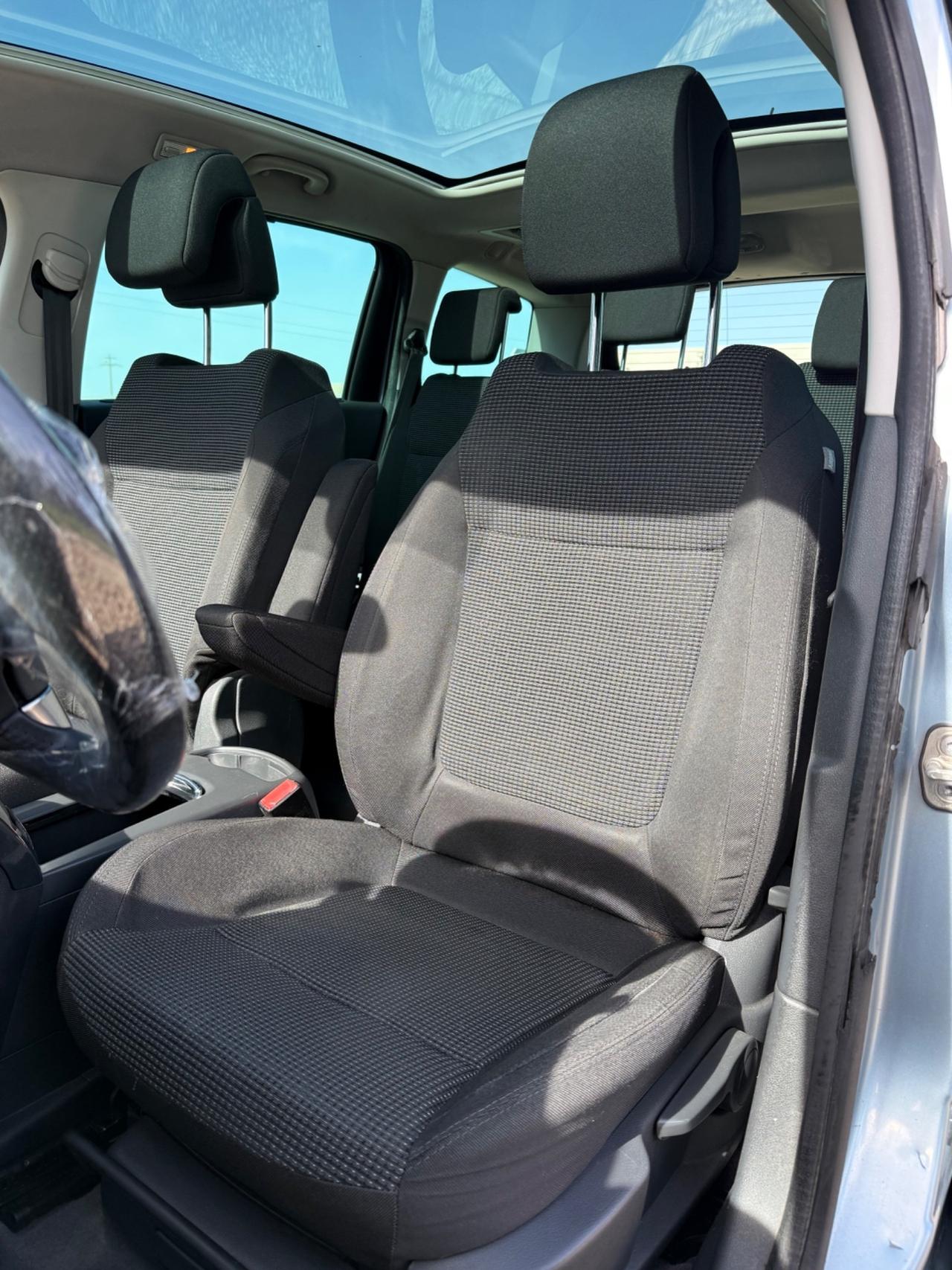 Peugeot 5008 2.0 HDi 150CV Tecno