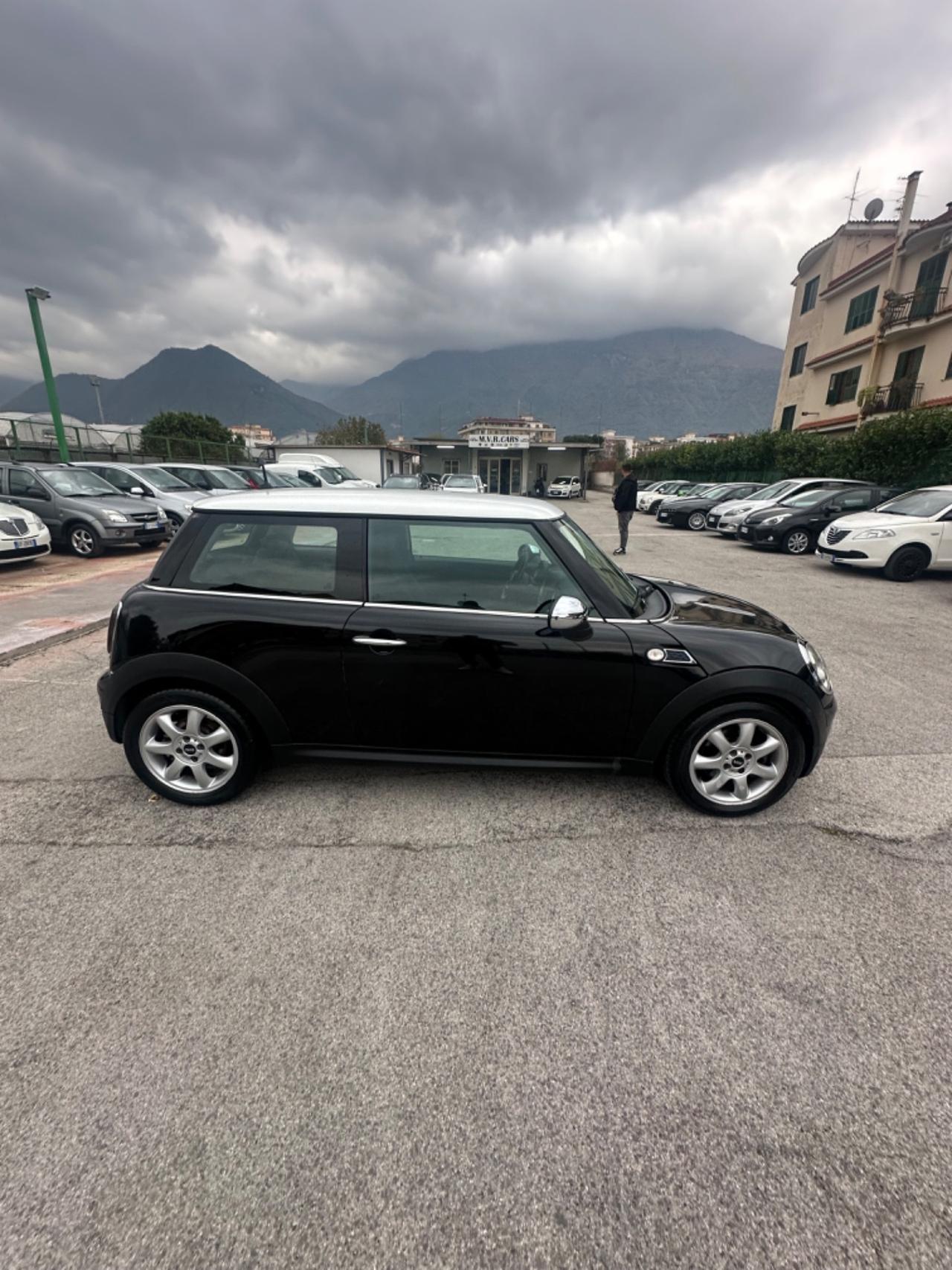 Mini Mini 1.6 16V Cooper D