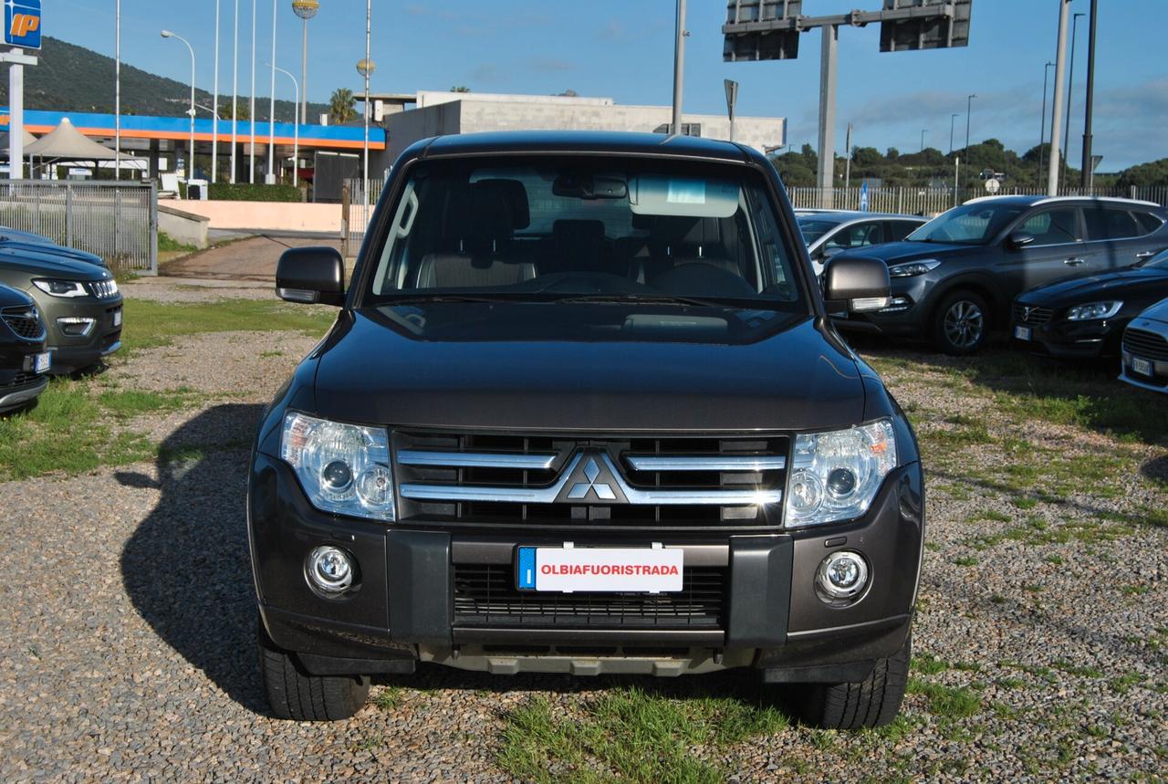 Mitsubishi Pajero 3.2 DI-D 16V 3p. Intense